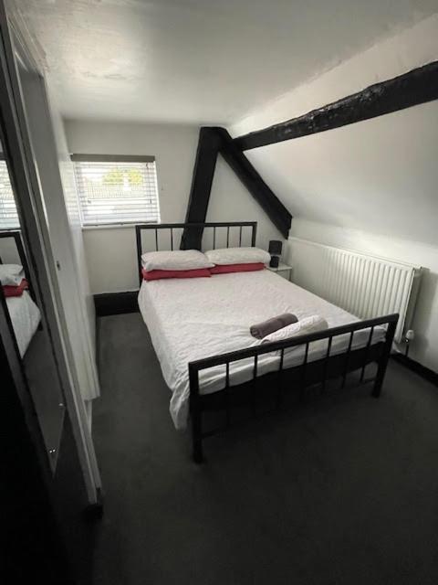 The White Hart Inn Twickenham Bilik gambar